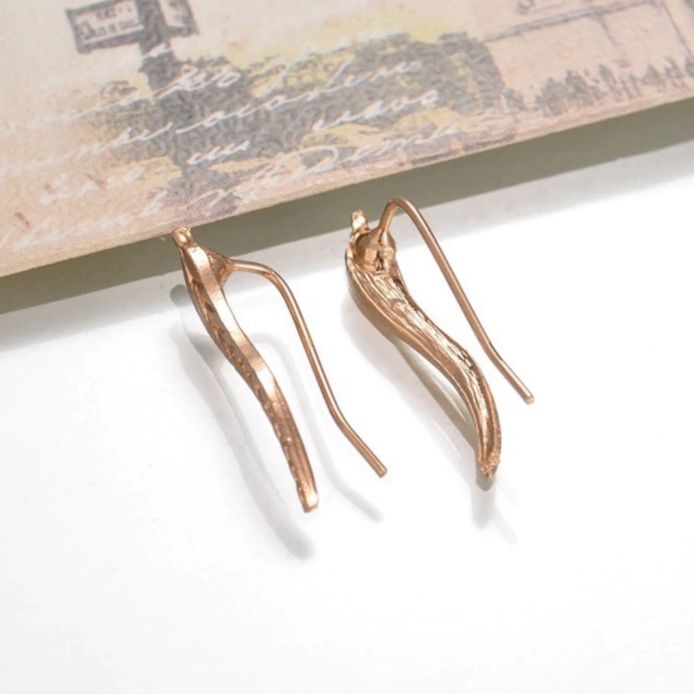 NEW!๐๐FEATHERS!๐GOLDEN๐CLIMBERS!๐๐MINIMALIST - Picture 3 of 8